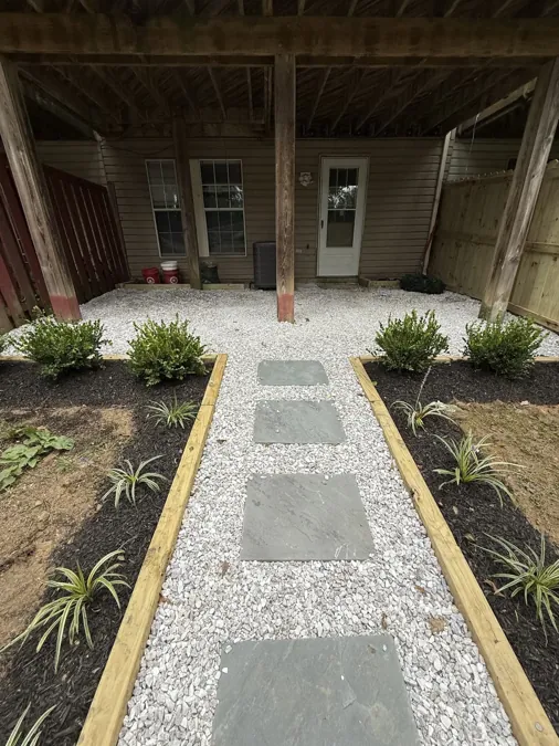 Bluestone steppers set in white gravel